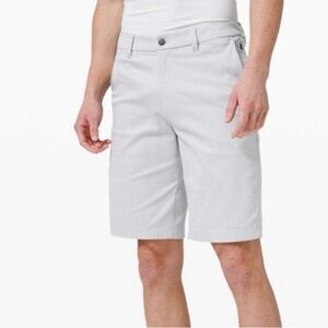 NWT Mens lululemon Commission Short Relaxed 11” 30